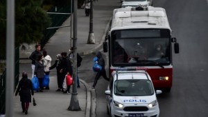 Bakırköy Kadın Tutukevi'nden tahliye edilen vatandaşlar otobüsler ile taşındı
