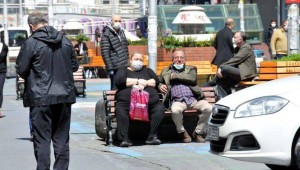 Bakırköy sokaklardaki kalabalık dikkat çekti!