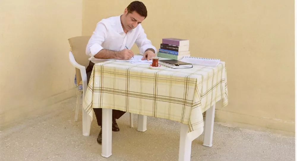 Anayasa Mahkemesi'nden Selahattin Demirtaş ve Eren Erdem kararı