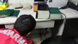 BAKIRKÖY'DE JANDARMADAN SAHTE BELGE OPERASYONU