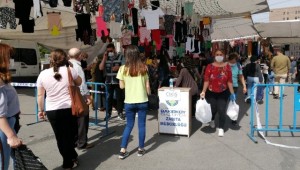 Bakırköy'de "Sosyete Pazarına" akın ettiler