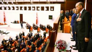 Meclis'te 15 Temmuz töreni: Kuran ile başlıyor namaz ile bitiyor