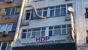 Bakırköy HDP ilçe binasına saldırı: 1 kişi gözaltına alındı