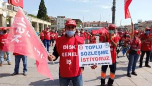 Bakırköy Belediyesi işçileri TİS hakları için eylem yaptı