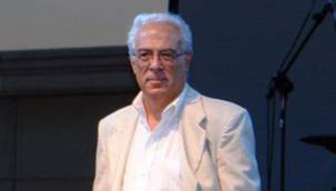 Fizik Profesörünü de fena dolandırdılar