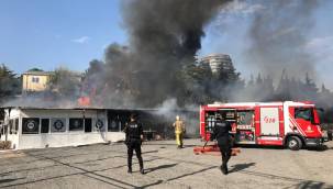 ATAKÖY 9. KISIM DA YANGIN