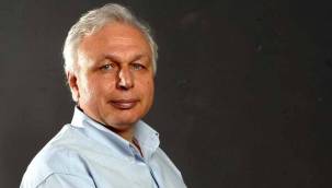 Profesör Seyfettin Gürsel de dolandırıcı kurbanı.