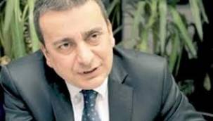 AZMİ KARAMAHMUTOĞLU'NUN ANNESİ VEFAT ETTİ!