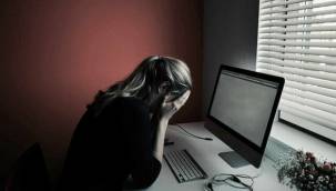 Evde ek iş tuzağı: Türkiye'nin her yerinden yüzlerce mağdur var!