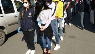 Sahte bahis kuponuyla yüzlerce kişiyi dolandırdılar