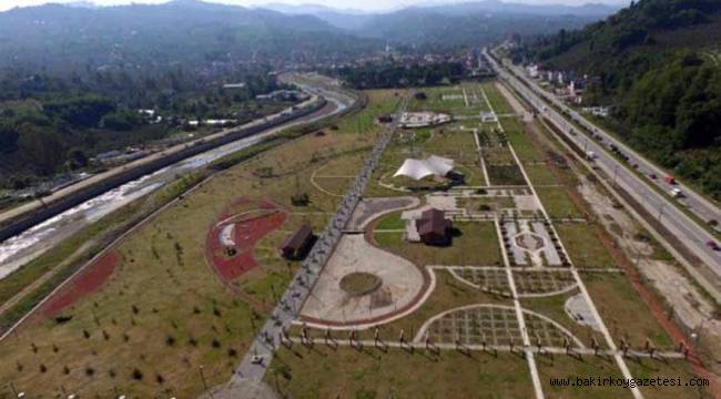 15 milyon TL harcanarak yapılan Botanik Park'ı otlak oldu!