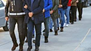 Avukat, emekli, ihraç polis ve askerlerden oluşan dolandırıcılık çetesi!