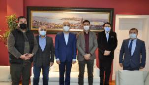 BAŞKAN DR. KERİMOĞLU ''SPORUN ENLERİ 2000'' ÖDÜLLERİNİ VERDİ!