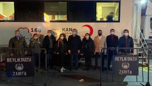  BEYLİKDÜZÜ CHP'Lİ GENÇLERDEN KAN BAĞIŞINA ANLAMLI DESTEK