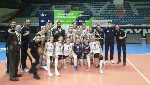 YEŞİLYURTSPOR VOLEYBOL TAKIMI AVRUPA KUPASINDA YARI FİNALDE!