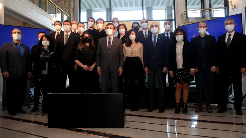 İstanbul'da meydanlar için hazırlanan projelerin kazananları ödüllerini aldı