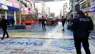 Bakırköy'de Polis Korona virüs denetimlerini aksatmıyor..