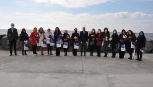 Başkan Dr. Bülent Kerimoğlu ' 8 Mart Dünya Emekçi Kadınlar Günü kutlu olsun.'