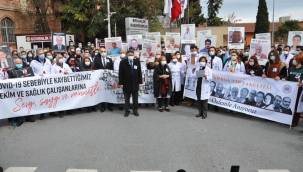 Kovid-19 nedeniyle yaşamını yitiren sağlık emekçileri anıldı