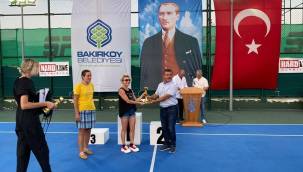 Bakırköy Belediyesinin düzenlediği ''30 Ağustos Zafer Kupası ''sahiplerini buldu