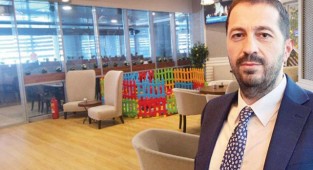 BAKIRKÖY ADLİYESİ'NDE MAKARON DEPREMİ !İŞADAMI SUÇ ÜSTÜ YAKALANDI...