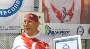 BAKIRKÖY'DE, 29 EKİM CUMHURİYET BAYRAMINDA , 65 YAŞ ÜSTÜ 6.GENİUSES WORLD REKORDS KIRILDI