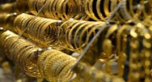 Bakırköy'de Kuyumcuya sahte altın satan dolandırıcı kadın suç üstü yakaland