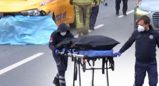 Bakırköy'de motor kurye kaza sonucu öldü!