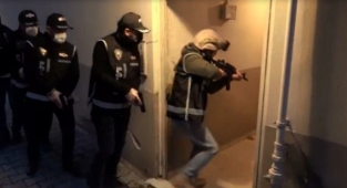 Mafyaya 'Tırpan' operasyonu! 389 kişi hakkında gözaltı kararı