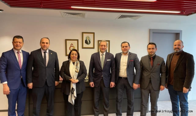 AK PARTİ İLÇE BAŞKANI GALATASARAY KULUP BAŞKANI BURAK ELMASI ZİYARET ETTİ