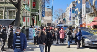 Bakırköy'de AK Parti İktidarı BASAD 'ı boşaltıyor! Halk protesto ediyor...