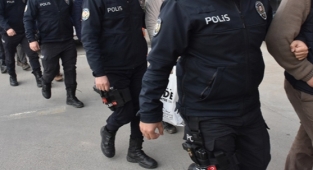 'usulsüz sağlık raporu' çetesine operasyon: 17 gözaltı