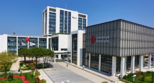 AKP'li Ümraniye Belediyesi, 24 arsasını satma kararı aldı.