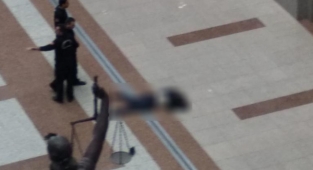 BAKIRKÖY ADLİYESİNDE İNTİHAR !