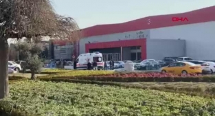 Bakırköy'deki mücevher fuarında stant çöktü: 4 yaralı