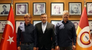 Galatasaray'da Burak Elmas'ın getirdiği tüm teknik kadro yolcu! Tazminat şoku...