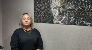 Gazetecinin öldürüldüğü ofis açıldı; kurşun izleri duvarlarda duruyor