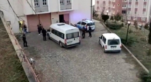 İnsanları İş Vaadiyle Dolandıran Çete Çökertildi