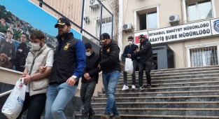 İstanbul'da milyonluk dolandırıcılık yapan çete yakalandı