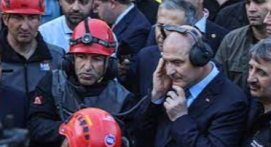 BAKAN SOYLU BAKIRKÖY'DE BULUNAN GEÇİCİ BARINMA ALANINI GEZDİ