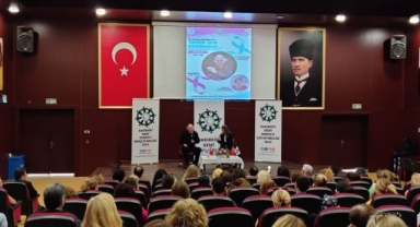 Bakırköy'de Dr. Psikolog Sosyolog Serap Duygulu sordu Doç. Dr. Yavuz Dizdar meme ve rahim kanseri söyleşisi