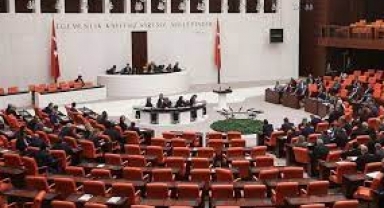 Uyuşturucu ticaretinde siyasi bağlantının araştırılmasını AKP ve MHP reddetti