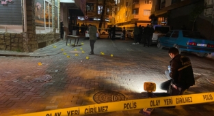 ZEYTİNBURNU'NDA SİLAHLI ÇATIŞMA 3 YARALI !