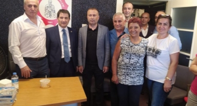 Bakırköy Alevi Kültür Derneği Muharrem Ayı Kapsamında yüzlerce aşure dağıttı