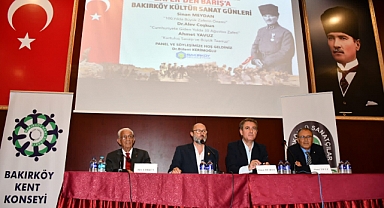 Bakırköy'de '100.yılında Büyük Zafer'i konuştular'