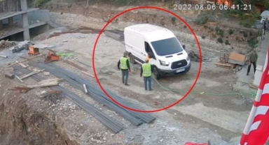 Bakırköy'de pes dedirten hırsızlık: 'Bizi patron gönderdi' diyerek çaldılar