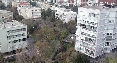 ATAKÖY'DE 2 BİN METREKARELİK YEŞİL ALAN KONUT ALANINA ÇEVRİLMESİ MAHKEMELİK!