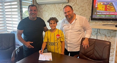 BAKIRKÖY AK PARTİ MECLİS ÜYESİ ÖMER KAAN KARA'NIN OĞLU ÖMER RÜZGAR KARA, YENİ MAHALLE SPOR KLUBÜ'NDE