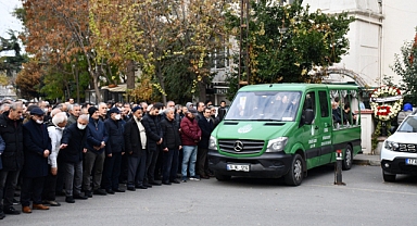 BAKIRKÖY BELEDİYE MECLİS ÜYESİ SAFFET ONUR'UN ANNESİ VEFAT ETTİ.