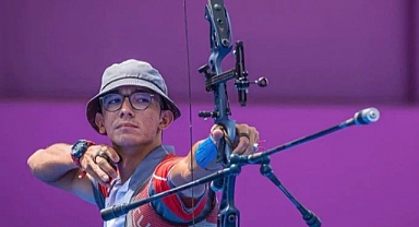 Milli okçu Mete Gazoz dünya şampiyonu oldu